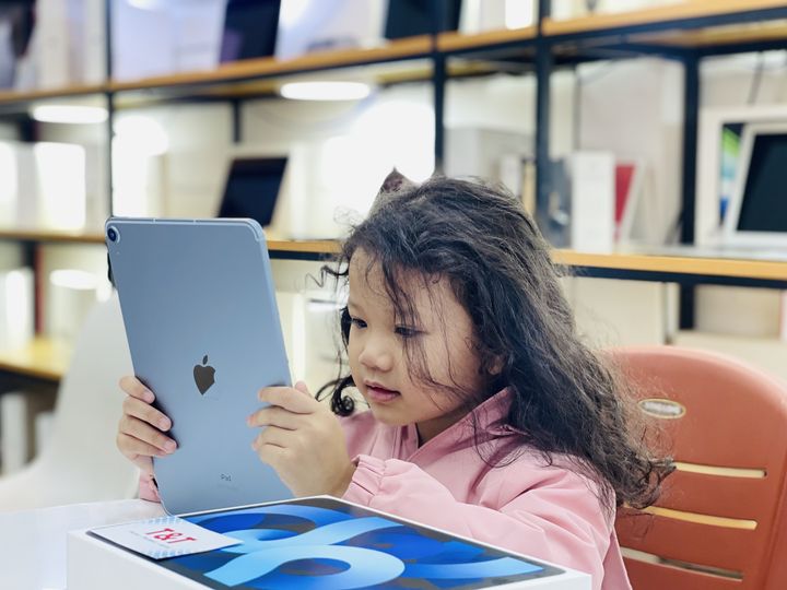 Mua iPad Gen 10 10.9 inch chính hãng với giá tốt ưu đãi khủng tại T&T Center