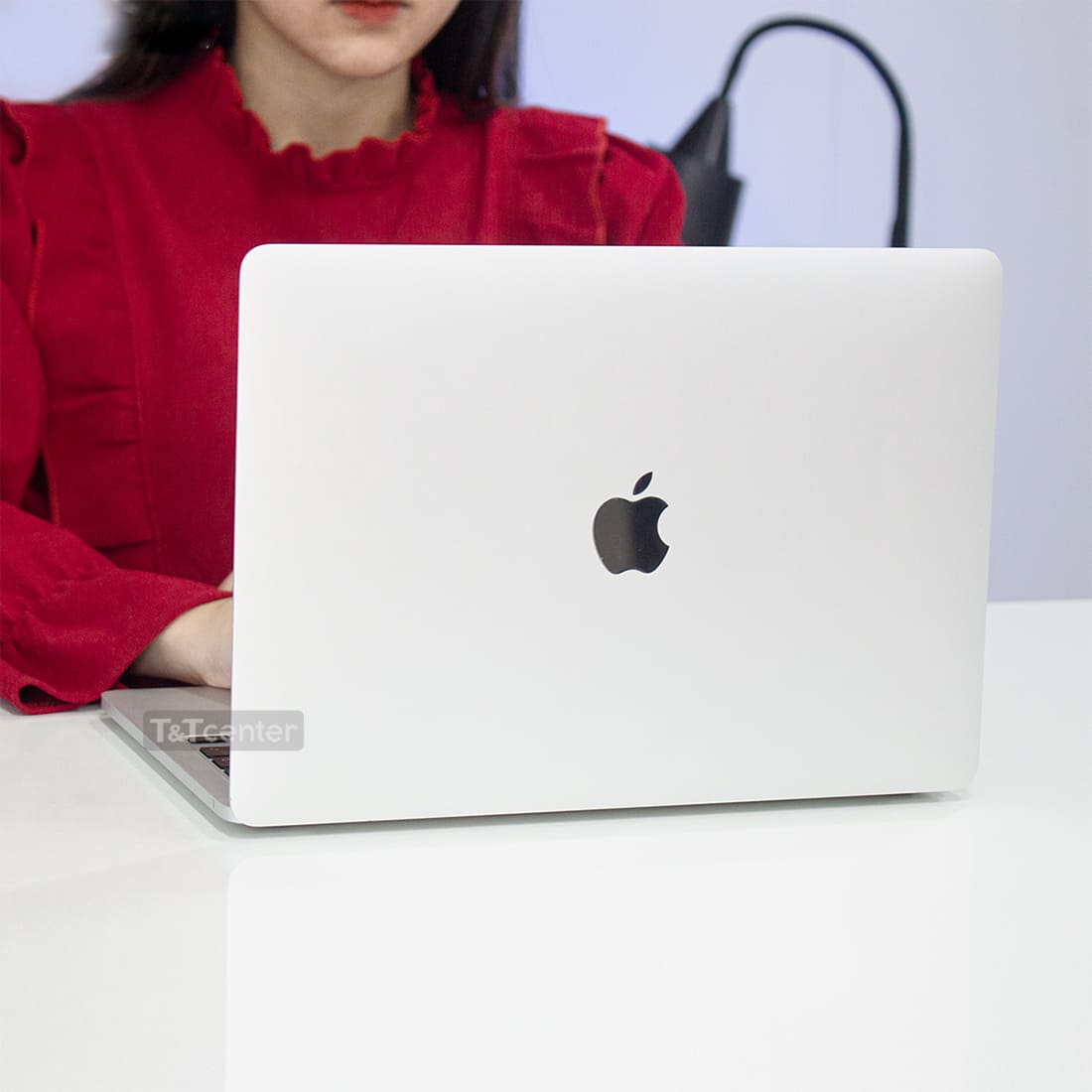 Cổng kết nối đa dạng hơn